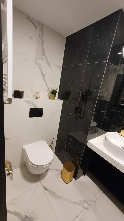 Gold Horizon Apartament Solny Resort Z Klimatyzacja I Garazem コウォブジェク エクステリア 写真