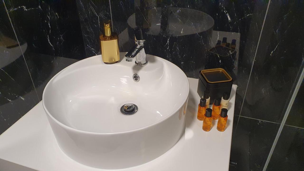 Gold Horizon Apartament Solny Resort Z Klimatyzacja I Garazem コウォブジェク エクステリア 写真