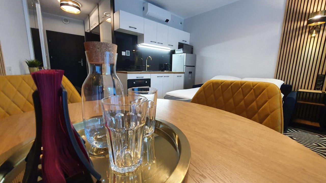 Gold Horizon Apartament Solny Resort Z Klimatyzacja I Garazem コウォブジェク エクステリア 写真