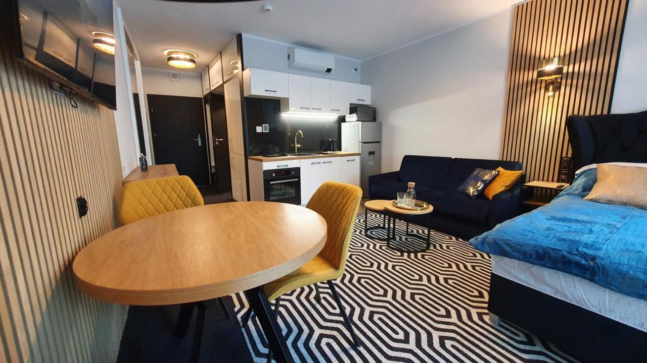 Gold Horizon Apartament Solny Resort Z Klimatyzacja I Garazem コウォブジェク エクステリア 写真