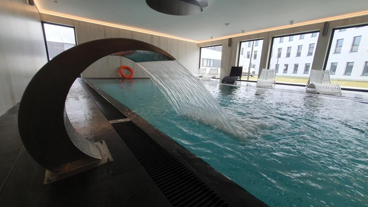 Gold Horizon Apartament Solny Resort Z Klimatyzacja I Garazem コウォブジェク エクステリア 写真