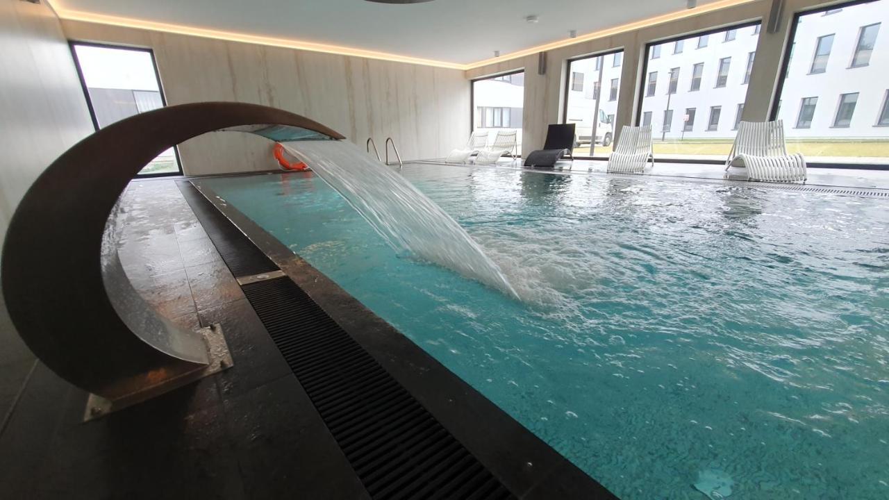 Gold Horizon Apartament Solny Resort Z Klimatyzacja I Garazem コウォブジェク エクステリア 写真